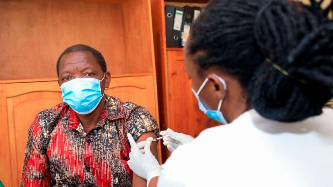 Rwanda targets over 170k people in initial vaccination